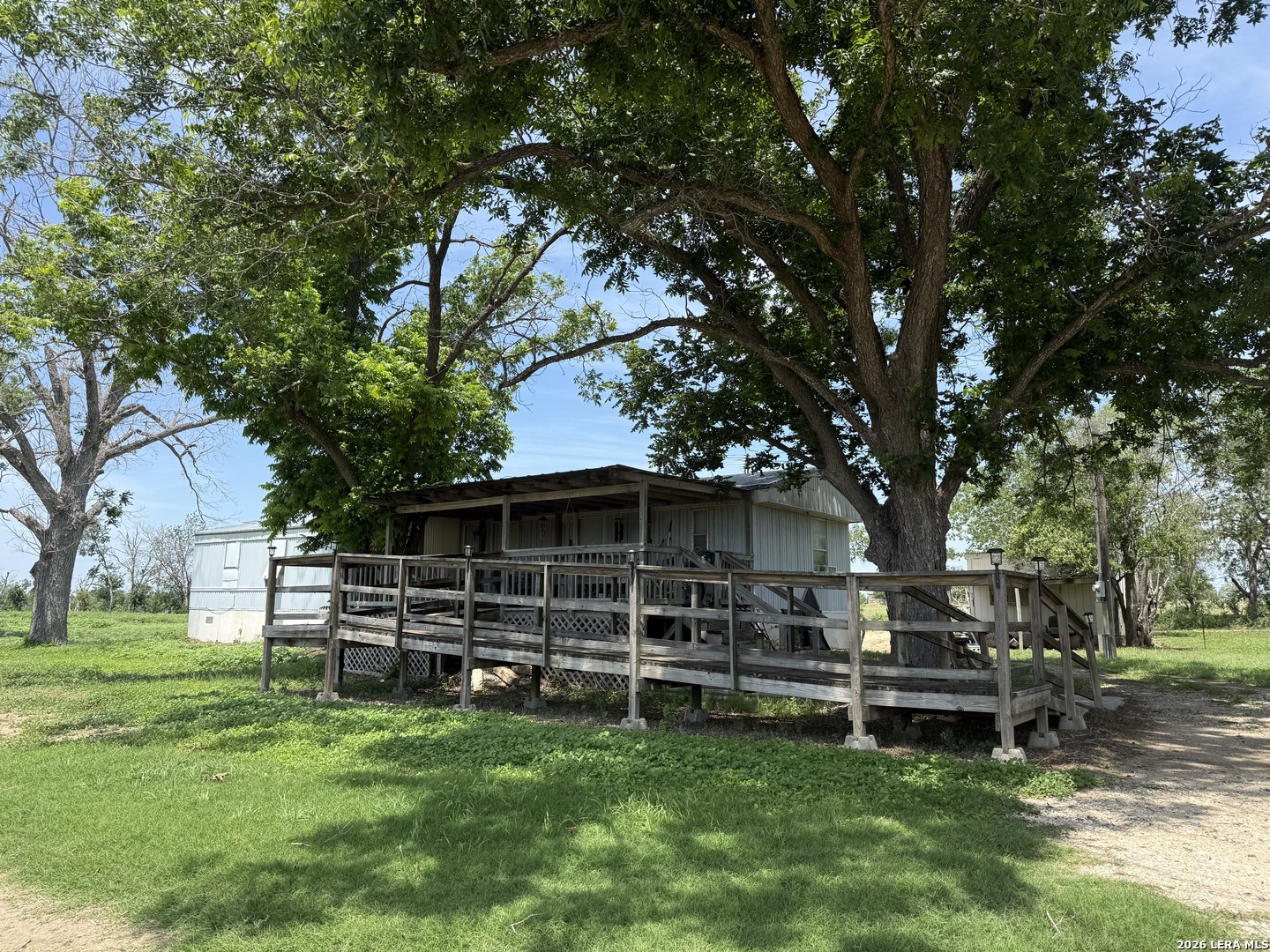 1263 County Road 345 La Vernia TX 78121