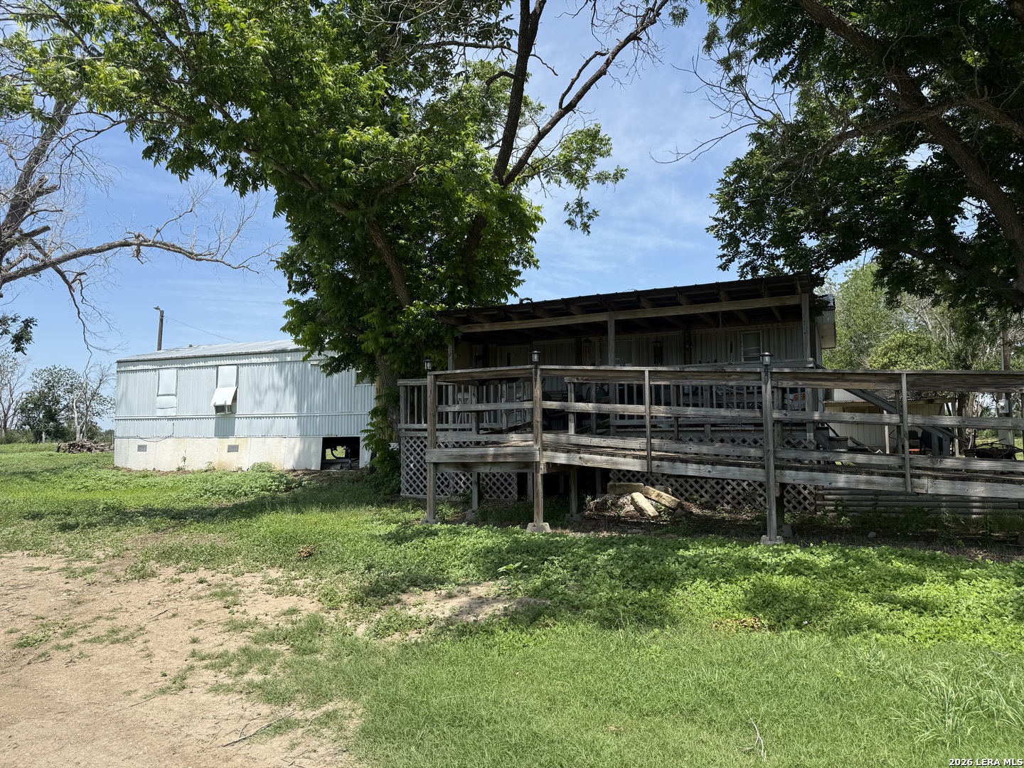 1263 County Road 345 La Vernia TX 78121
