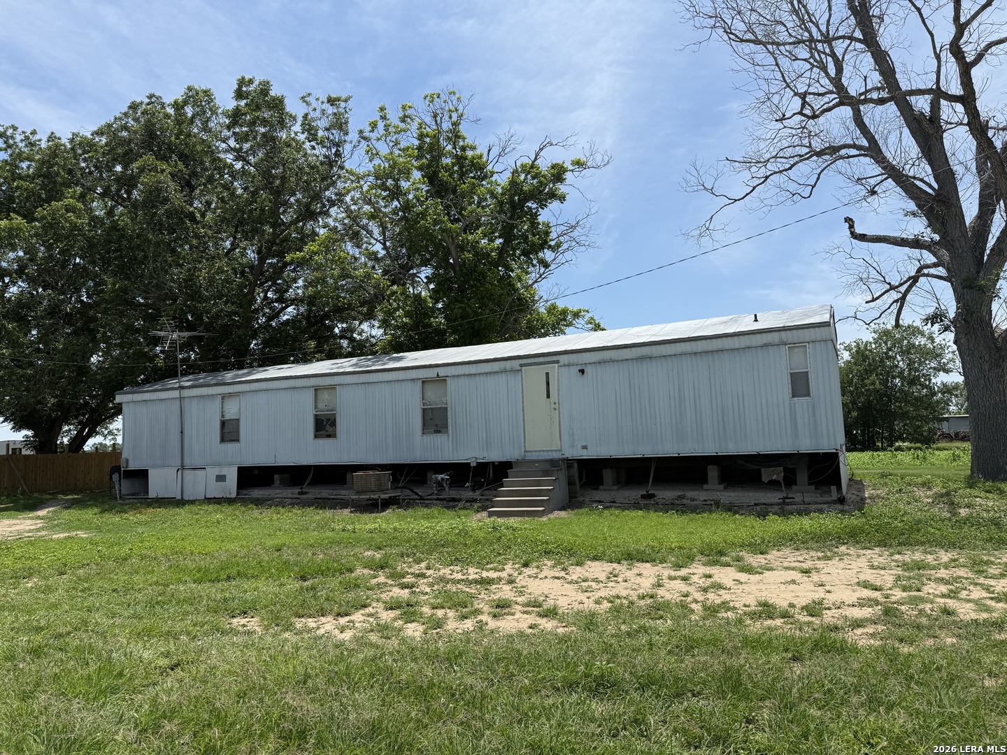 1263 County Road 345 La Vernia TX 78121