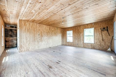 2844 Hidden Valley Road Pipe Creek TX 78063