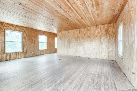 2844 Hidden Valley Road Pipe Creek TX 78063