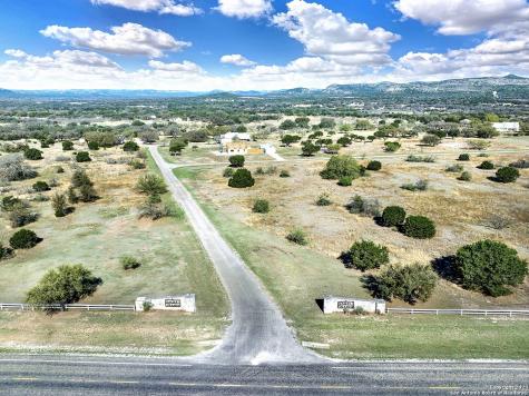 316 Robin Road Camp Wood TX 78833