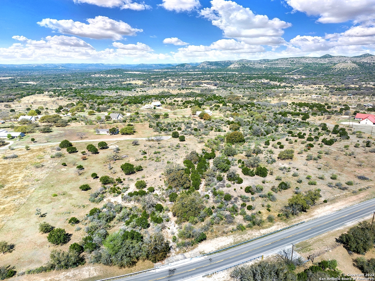 316 Robin Road Camp Wood TX 78833