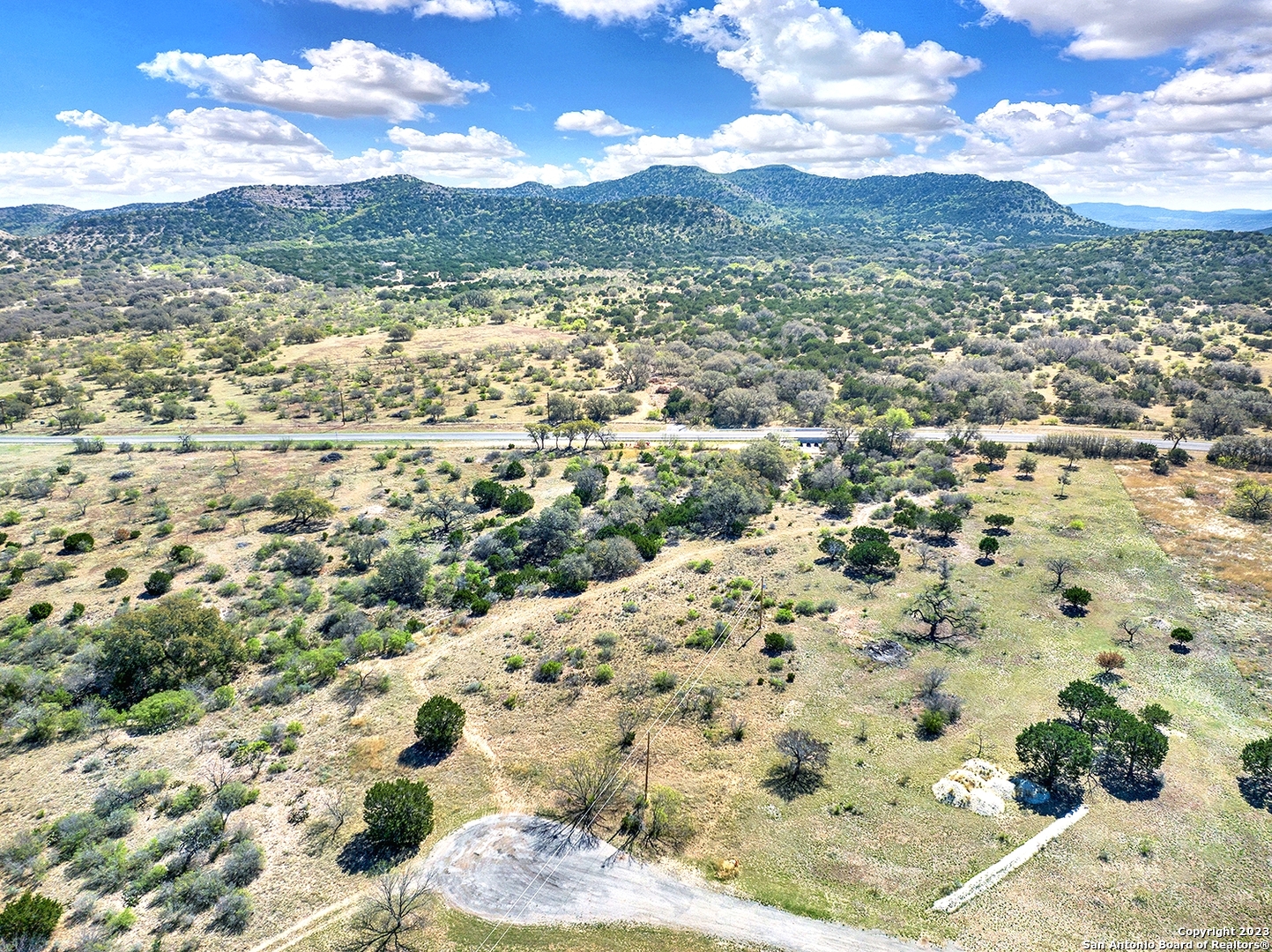 316 Robin Road Camp Wood TX 78833