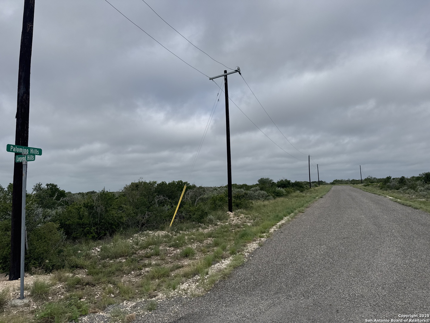 87 Palomino Hills Uvalde TX 78801