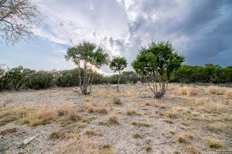 49 Cool Creek Camp Verde TX 78010