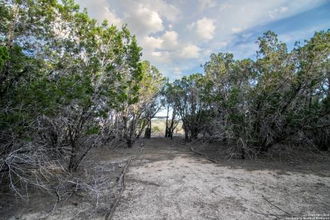 49 Cool Creek Camp Verde TX 78010
