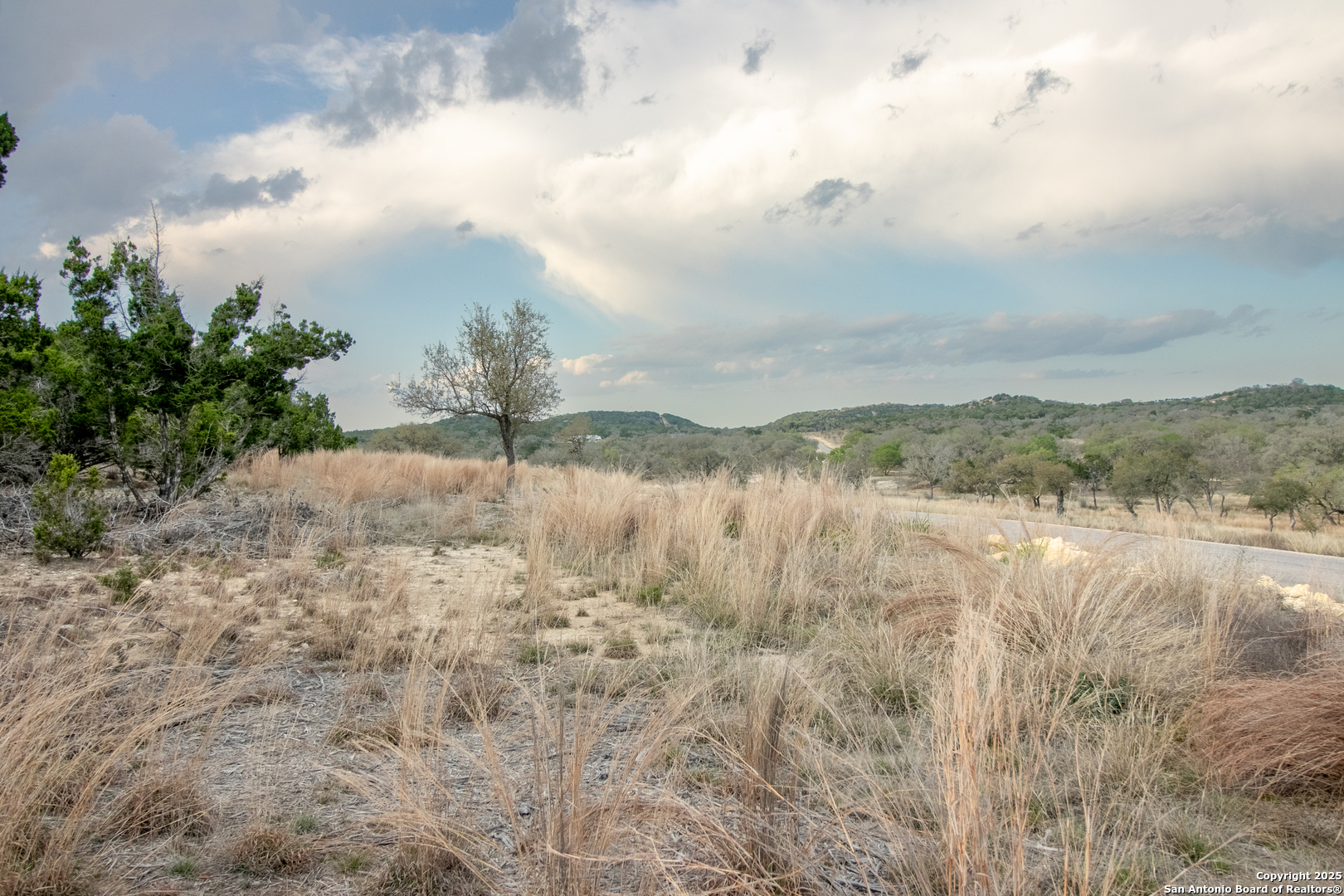 49 Cool Creek Camp Verde TX 78010