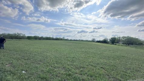 1 County Road # 163 Elmendorf TX 78112