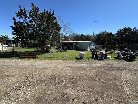 4621 Mccall Creek Road Blanco TX 78606