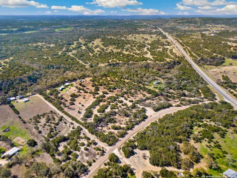 4621 Mccall Creek Road Blanco TX 78606