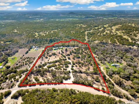 4621 Mccall Creek Road Blanco TX 78606