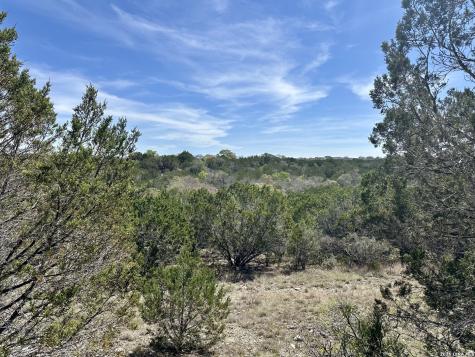 107 Camp Alzafar Boerne TX 78006
