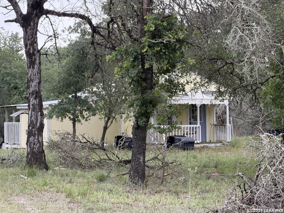 105 Clear Springs Floresville TX 78114