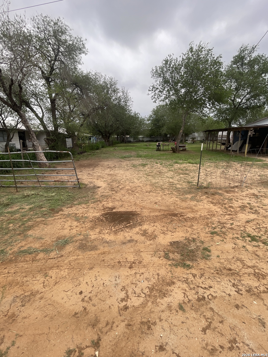 910 Evergreen Jourdanton TX 78026