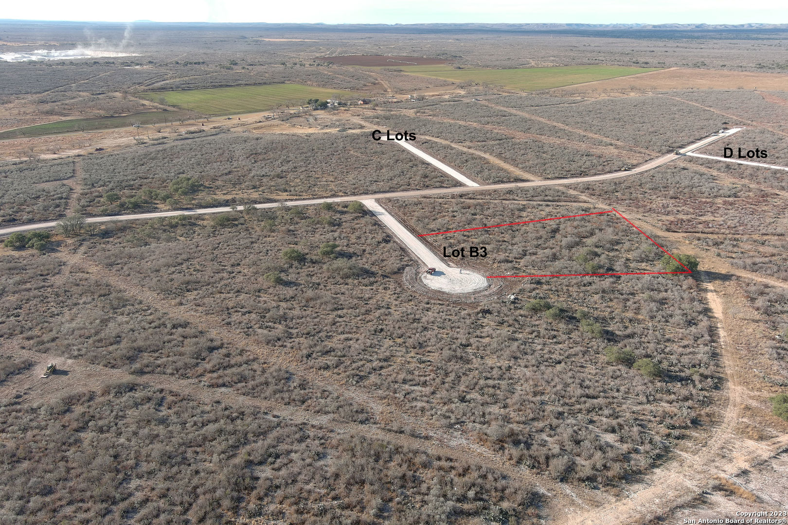 61 Friendship Hills Uvalde TX 78801
