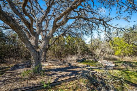 487 Old Bear Creek New Braunfels TX 78132