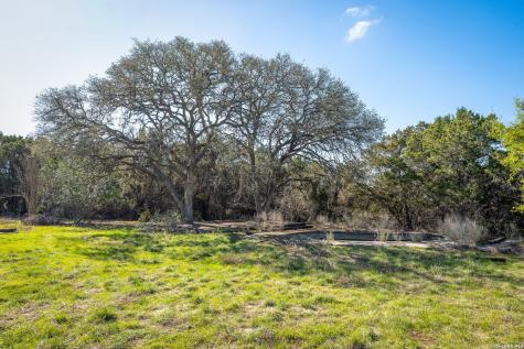 487 Old Bear Creek New Braunfels TX 78132