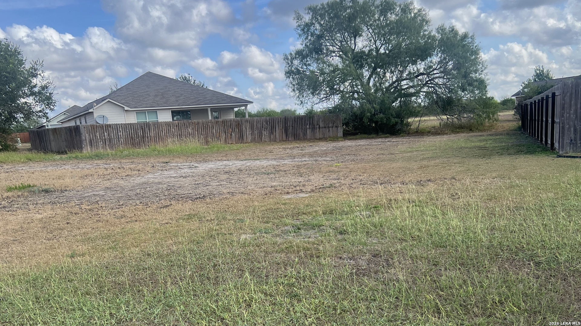 616 Cadena Kenedy TX 78119