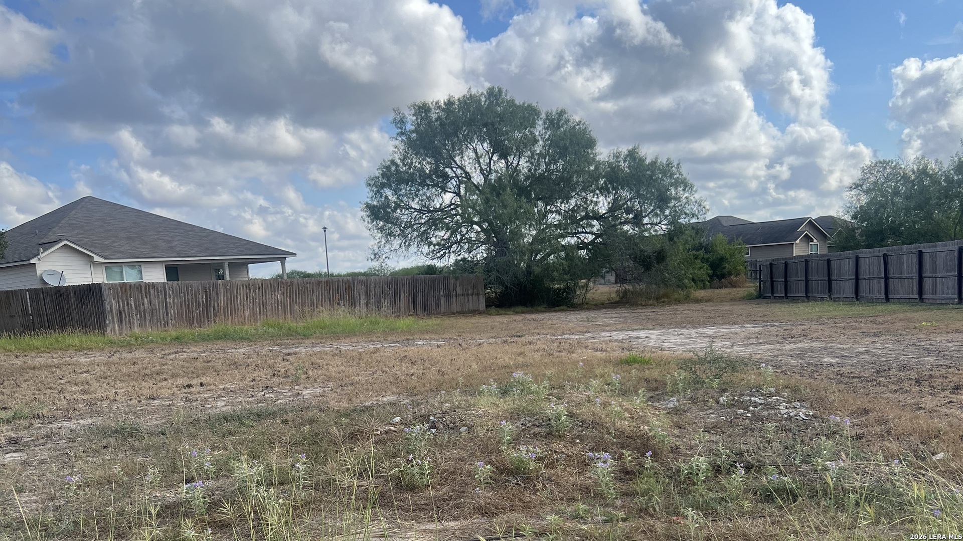616 Cadena Kenedy TX 78119