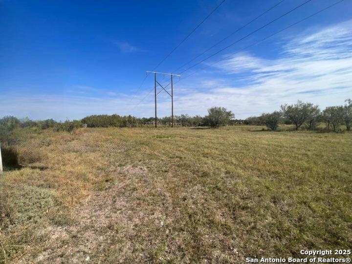 204 Camino Bolivar Laredo TX 78043