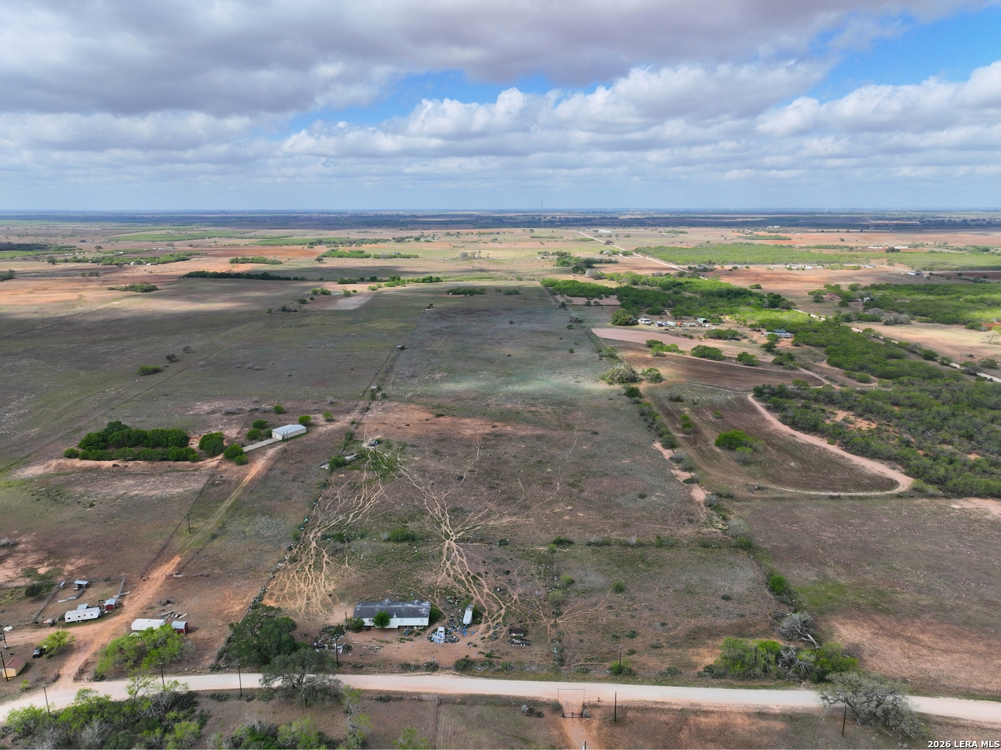 2612 County Road 232 Floresville TX 78114
