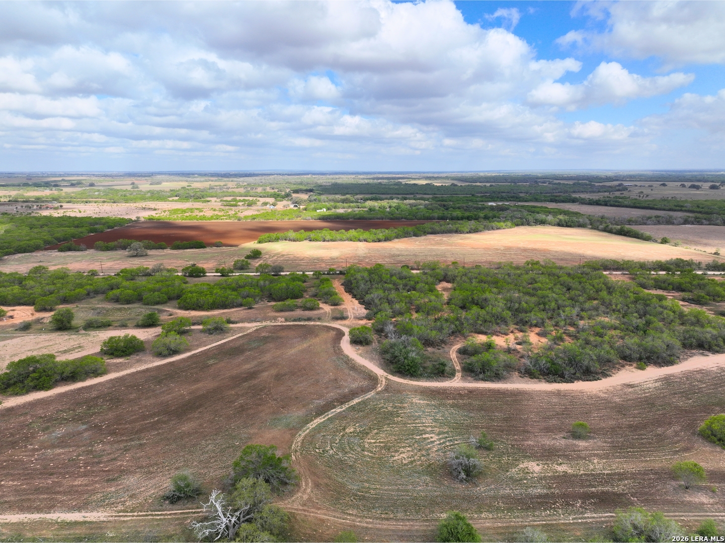 2612 County Road 232 Floresville TX 78114