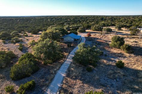 3527 Stapp Ranch Mountain Home TX 78058