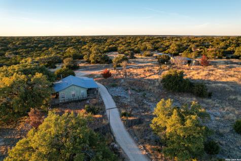 3527 Stapp Ranch Mountain Home TX 78058
