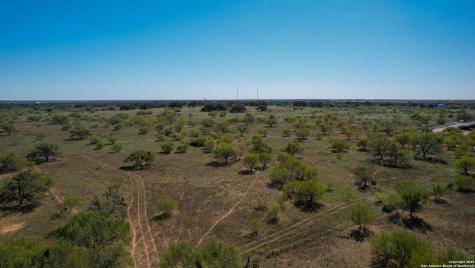 2452 2nd Street Pleasanton TX 78064