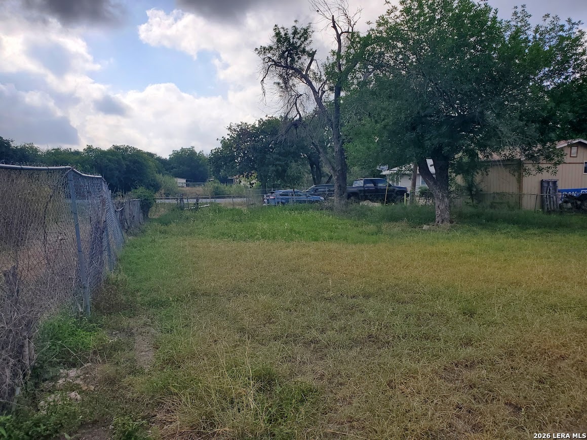 1915 N Hamilton Street San Antonio TX 78201