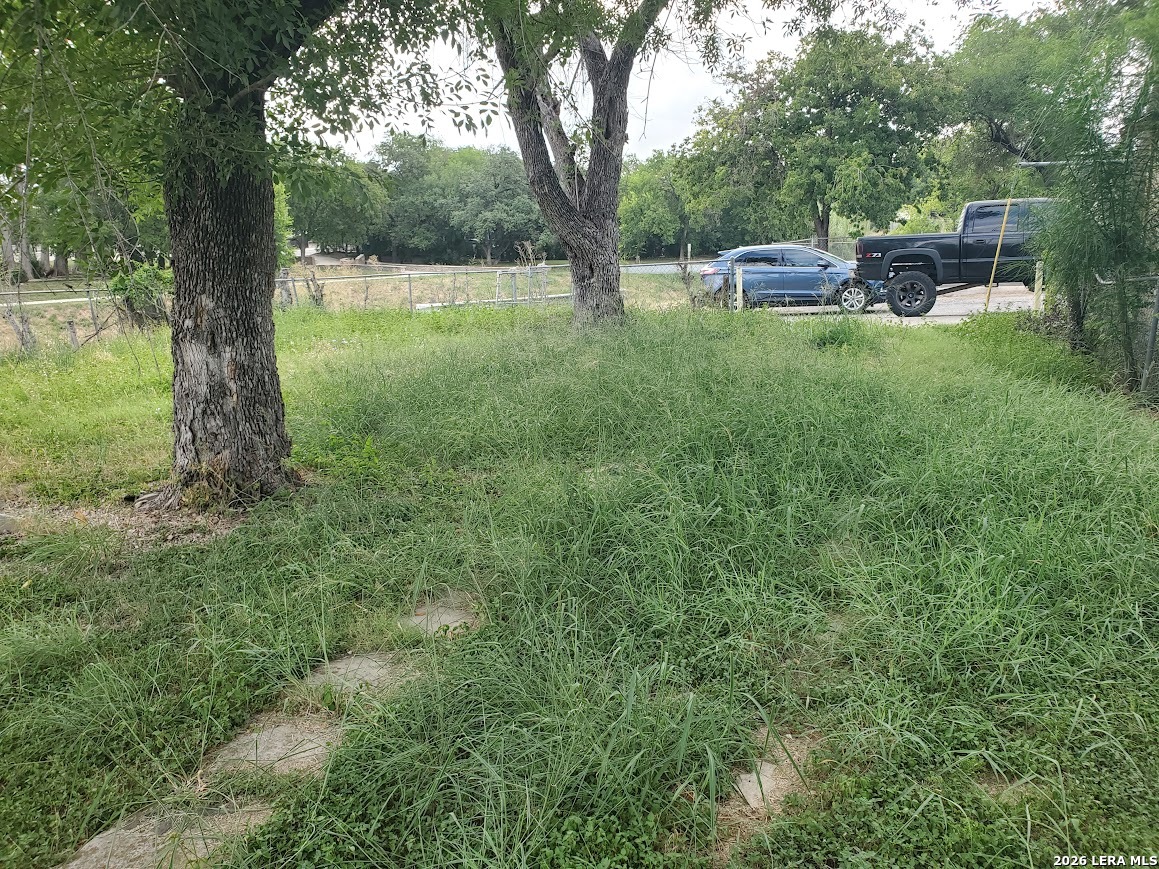 1915 N Hamilton Street San Antonio TX 78201