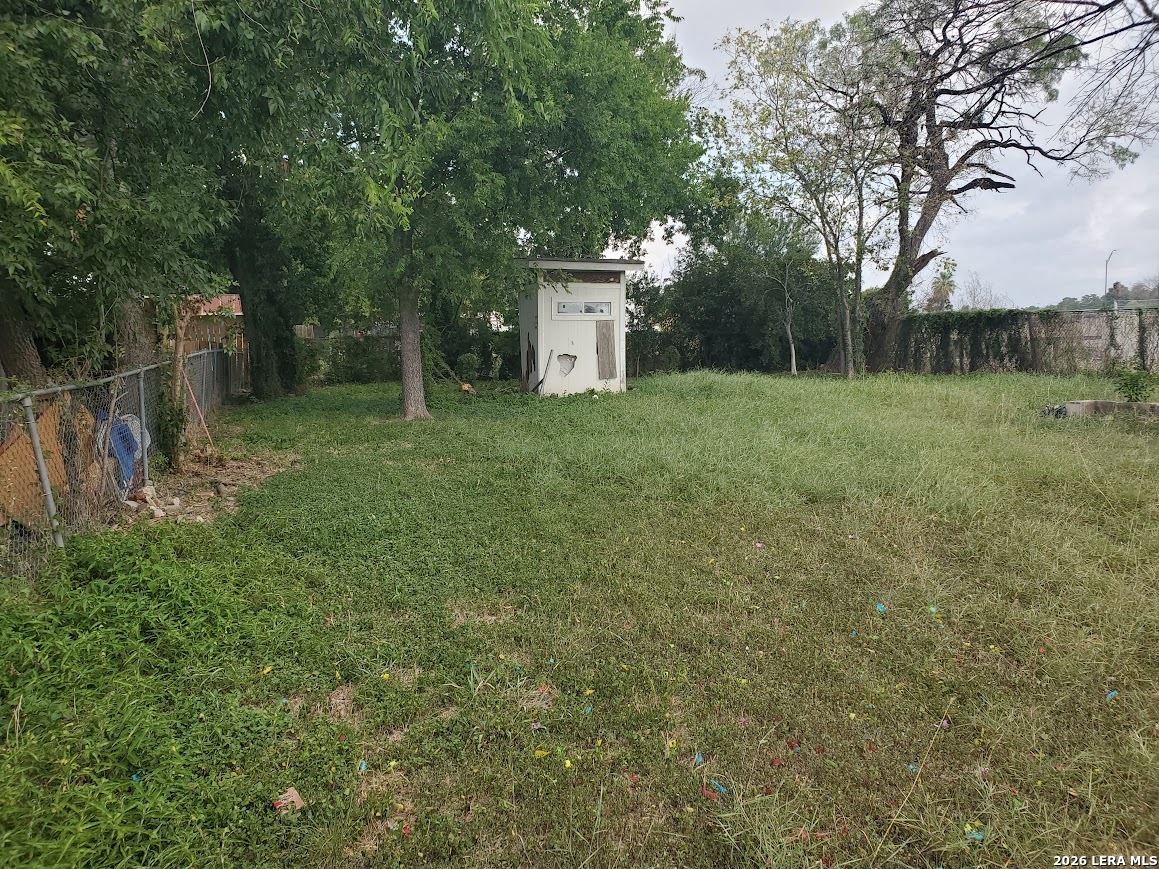 1915 N Hamilton Street San Antonio TX 78201