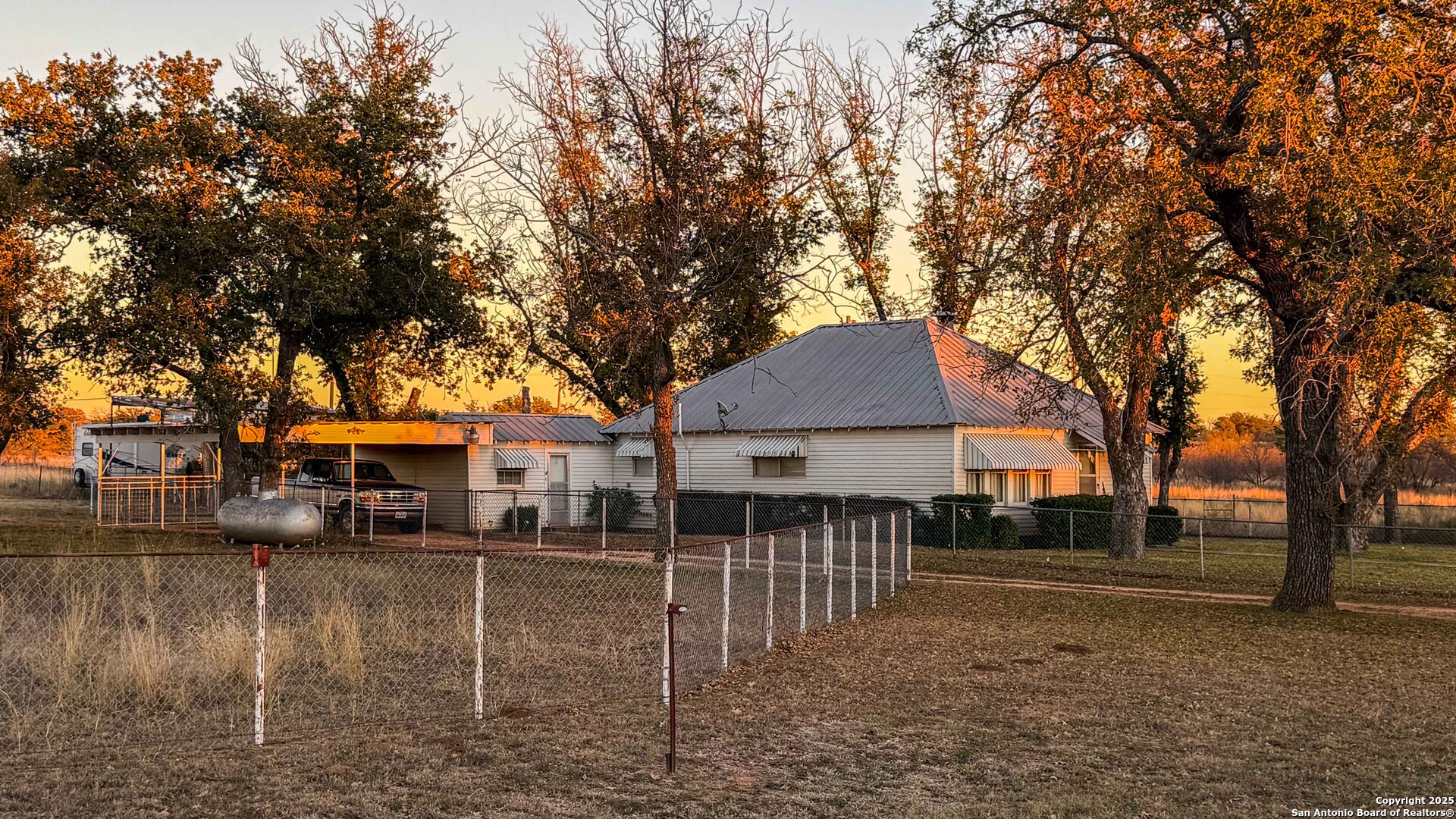 5040 W State Highway 29 Mason TX 76856