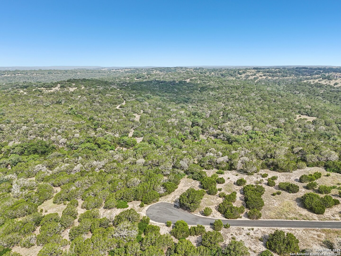 225 Camp Fire Hunt TX 78024