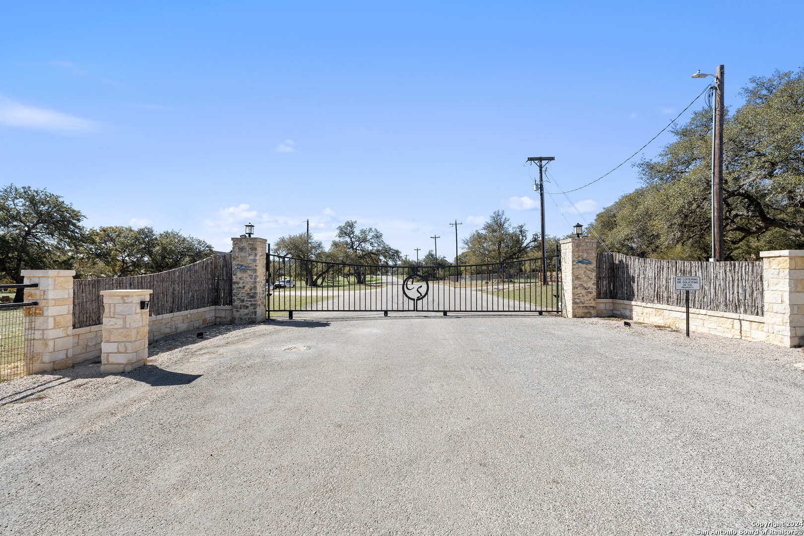 111 La Luna Drive Blanco TX 78606