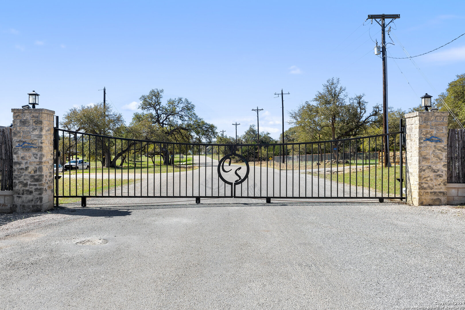 111 La Luna Drive Blanco TX 78606