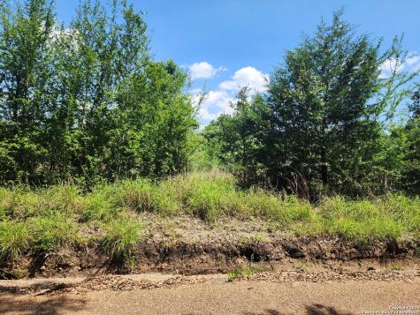 961 Lane Pool Lagrange TX 78945
