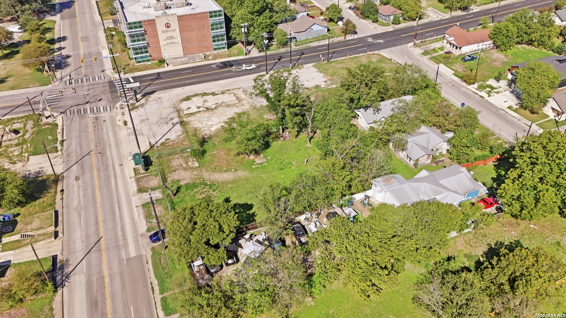 2615 E Commerce Street San Antonio TX 78203