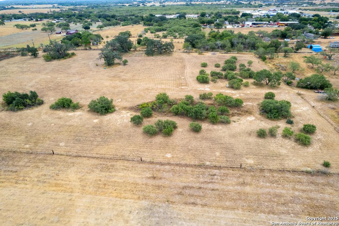5425 Lone Oak Adkins TX 78101