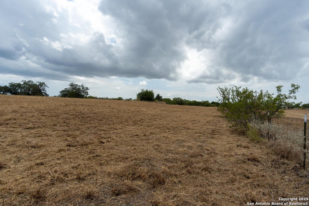 5425 Lone Oak Adkins TX 78101