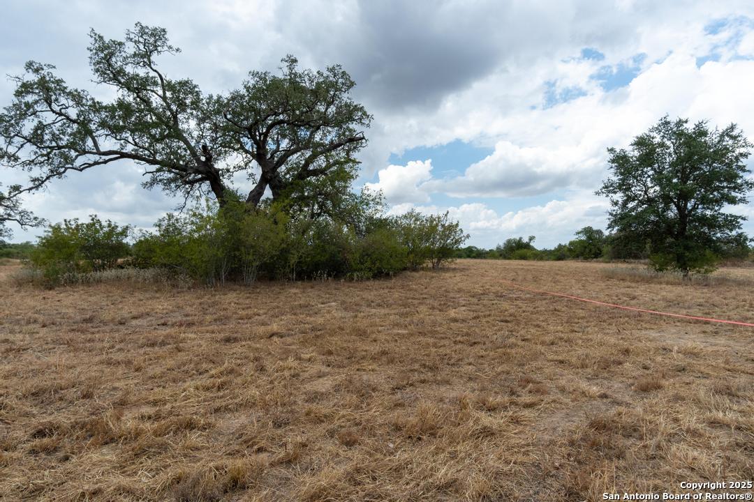 5425 Lone Oak Adkins TX 78101