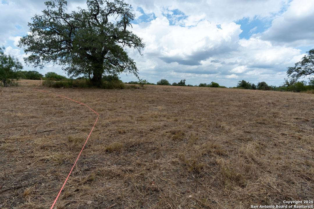 5425 Lone Oak Adkins TX 78101