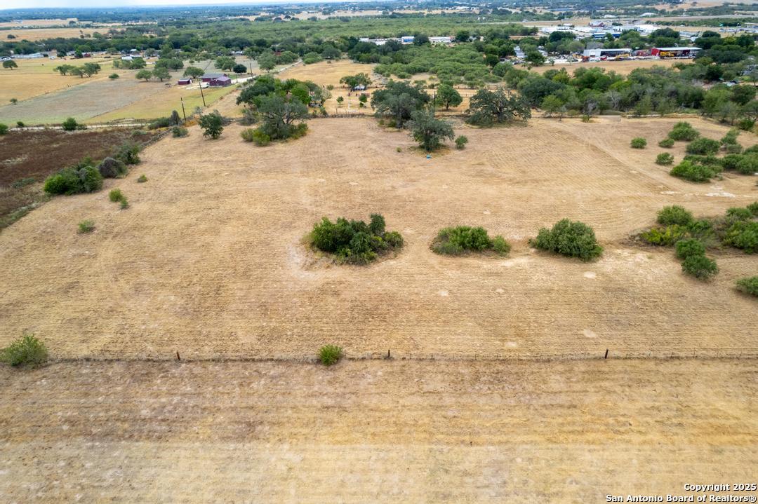 5425 Lone Oak Adkins TX 78101