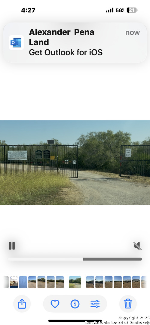 1588 Pr 1688 Four X Road Moore TX 78057