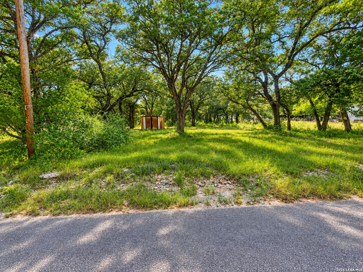 231 Florida Avenue Lakehills TX 78063