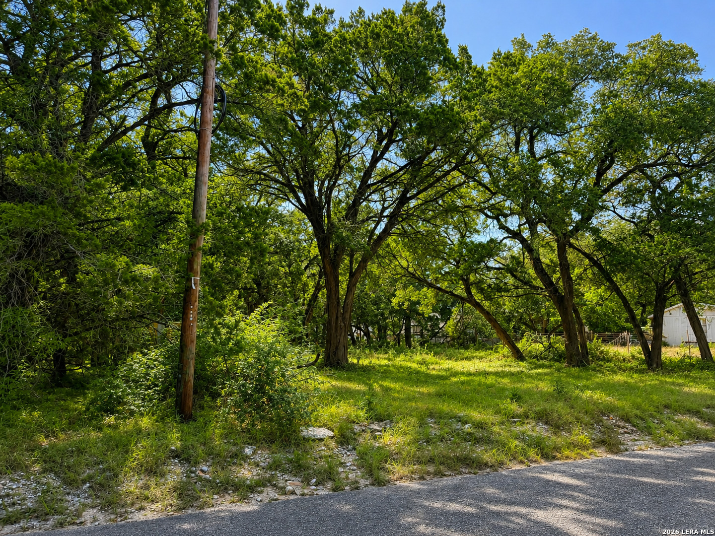 231 Florida Avenue Lakehills TX 78063