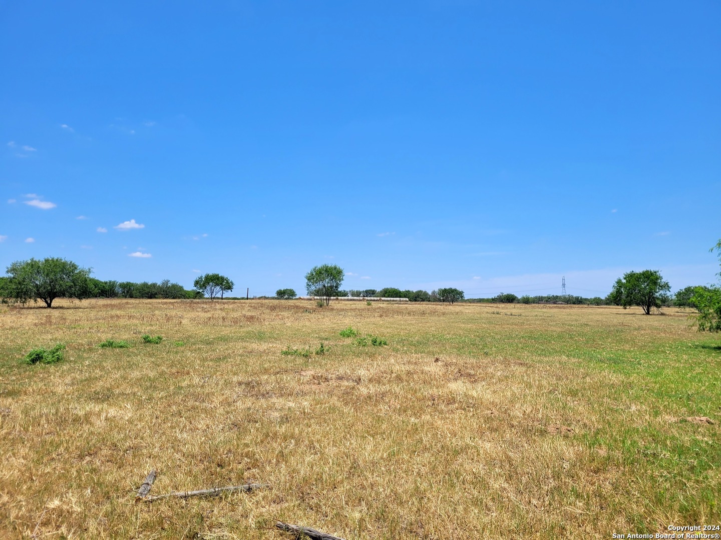 Lot 4 Of 7 Bar R Lane Floresville TX 78114