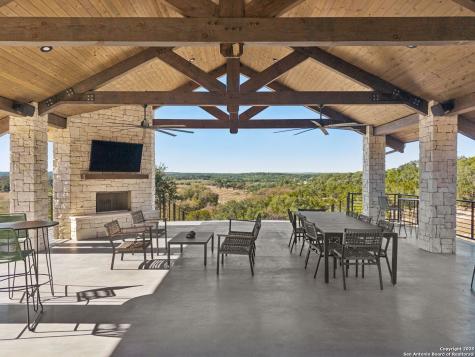 1713 Paradise Parkway Canyon Lake TX 78133