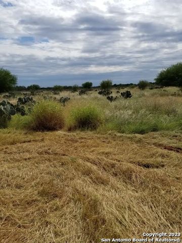 0 Hwy-85 Dilley TX 78017